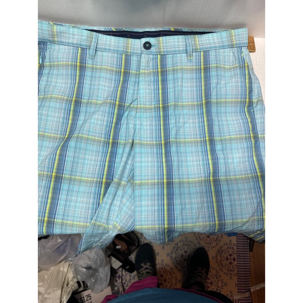 Tommy Bahama Shorts 10”‎ Golf Casual Blue Aqua Yellow Flat Plaid Men’s Size 36